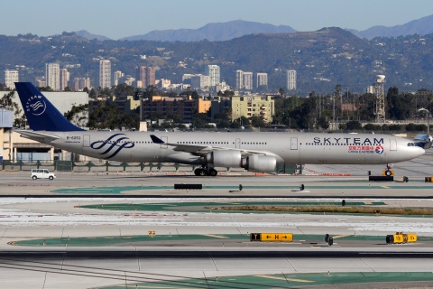 B-6053 - A340-642 - China Eastern Airlines - LAX - 04-03-2012b