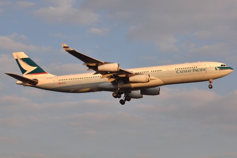 B-HXE - A340-313 - Cathay Pacific Airways - JNB - 28-05-2012