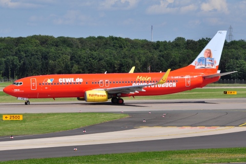 D-AHFZ - 737-8K5(WL) - TUIfly - DUS - 07-07-2012c