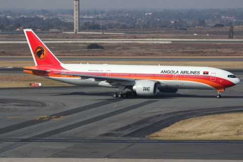D2-TEE - 777-2M2(ER) - TAAG _ Linhas Aereas de Angola Airlines - JNB - 31-05-2012