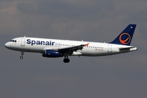 EC-IPI - A320-232 - Spanair - FRA - 17-08-2012