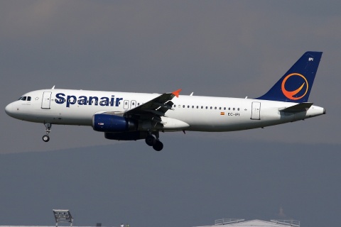 EC-IPI - A320-232 - Spanair - FRA - 17-08-2012b