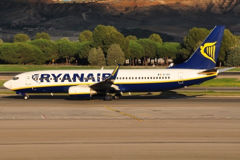 EI-DCI - 737-8AS(WL) - Ryanair - MAD - 28-11-2012