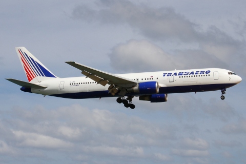EI-UND - 767-3P6(ER) - Transaero Airlines - HKT - 01-02-2012