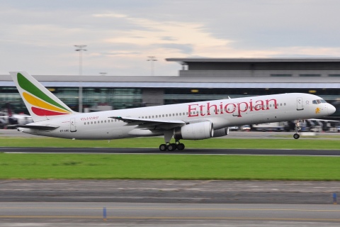 ET-AMU - 757-23N - Ethiopian Airlines - BRU - 12-07-2012