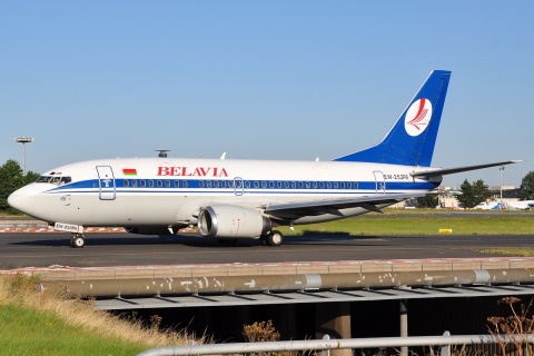 EW-253PA - 737-524 - Belavia _ Belarusian Airlines - CDG - 10-08-2012