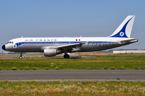 F-GFKJ - A320-211 - Air France - CDG - 10-08-2012