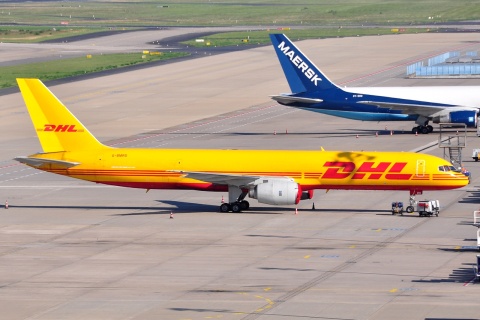 G-BMRD - 757-236 - DHL Air - CGN - 01-08-2012