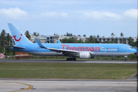 G-OBYG - 767-304(ER)(WL) - Thomson Airways - HKT - 31-01-2012