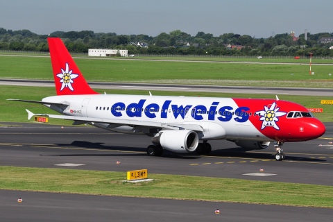 HB-IHZ - A320-214 - Edelweiss Air - DUS - 01-08-2012