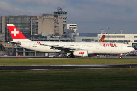 HB-JHI - A330-343 - Swiss - BRU - 27-10-2012