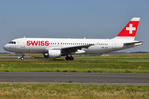 HB-JLR - A320-214 - Swiss - CDG - 10-08-2012