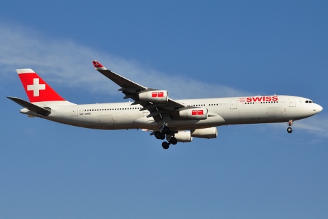 HB-JMG - A340-313 - Swiss - JNB - 26-05-2012