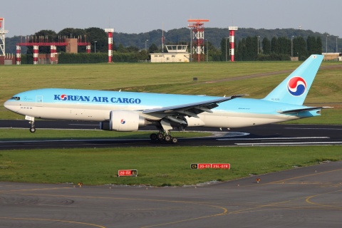 HL8251 - 777-FB5 - Korean Air Lines - BRU - 09-08-2012b
