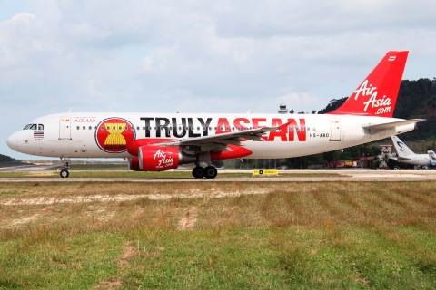 HS-ABD - A320-216 - Thai AirAsia - HKT - 01-02-2012b