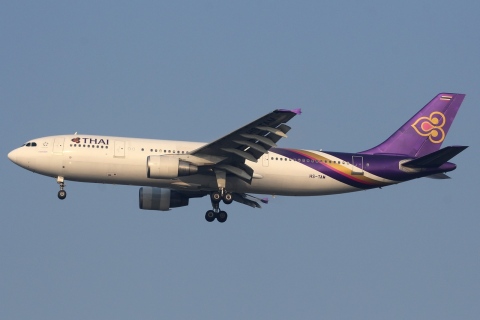 HS-TAM - A300-622R - Thai Airways International - BKK - 25-01-2012