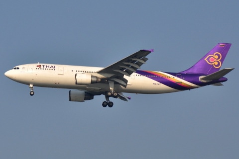 HS-TAT - A300-622R - Thai Airways International - BKK - 25-01-2012