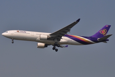 HS-TEA - A330-321 - Thai Airways International - BKK - 25-01-2012