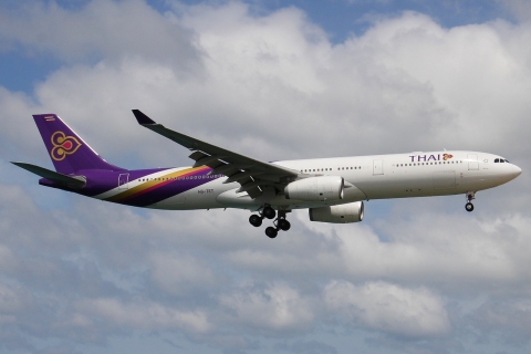 HS-TET - A330-343 - Thai Airways International - HKT - 01-02-2012