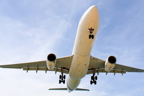 HS-TEU - A330-343 - Thai Airways International - HKT - 03-02-2012