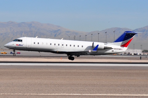 N412SW - CRJ-100-LR - SkyWest Airlines - LAS - 05-03-2012