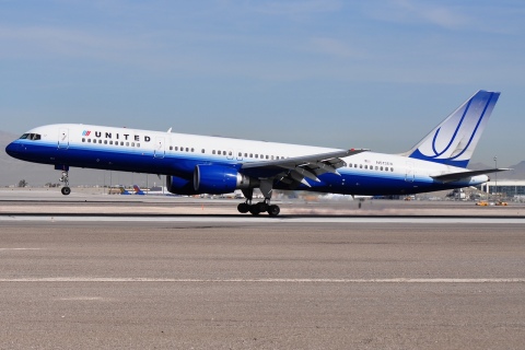 N513UA - 757-222 - United Airlines - LAS - 05-03-2012