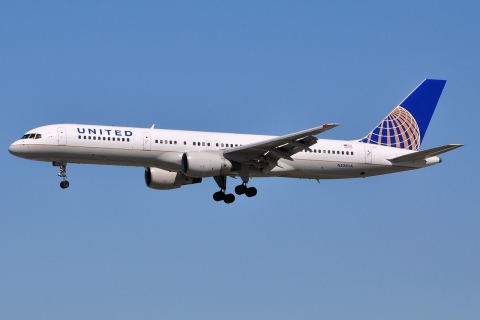 N535UA - 757-222 - United Airlines - LAX - 08-03-2012