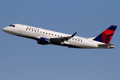 N610CZ - ERJ-175LR (ERJ-170-200 LR)  - Delta Connection - LAX - 04-03-2012