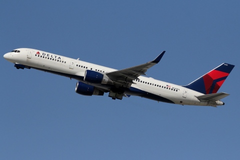 N640DL - 757-232 - Delta Air Lines - LAX - 04-03-2012