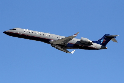 N703SK - CRJ-701ER - United Express - LAX - 04-03-2012