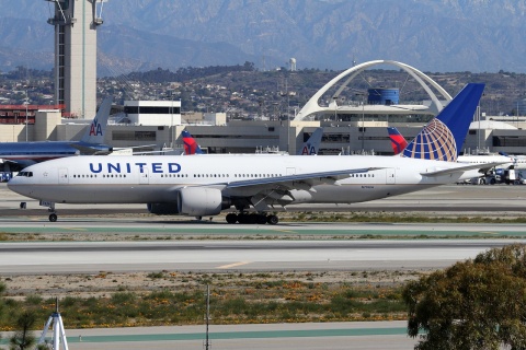 N774UA - 777-222 - United Airlines - LAX - 04-03-2012