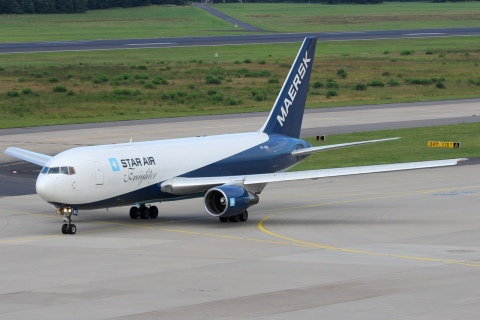 OY-SRG - 767-219(ER) - Star Air - CGN - 01-08-2012