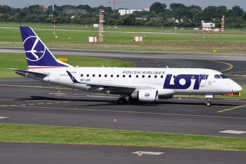 SP-LDF - ERJ-170STD (ERJ-170-100) - LOT _ Polish Airlines - DUS - 01-08-2012