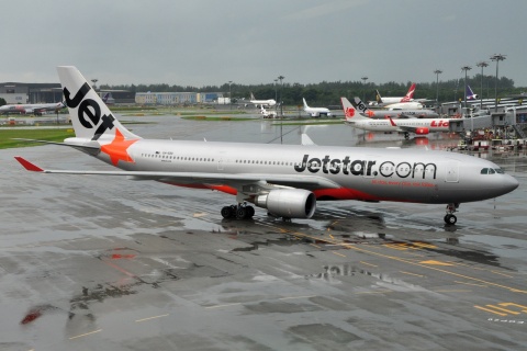 VH-EBR - A330-202 - Jetstar Airways - SIN - 31-01-2012