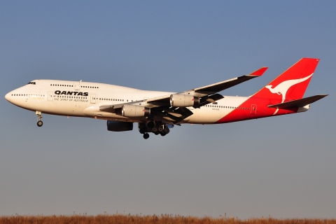 VH-OJG - 747-438 - Qantas - JNB - 25-05-2012