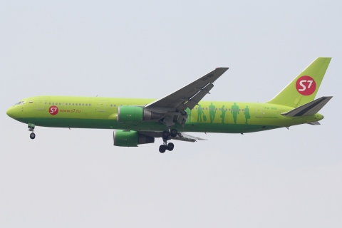 VQ-BBI - 767-328(ER) - S7 Airlines - BKK - 28-01-2012