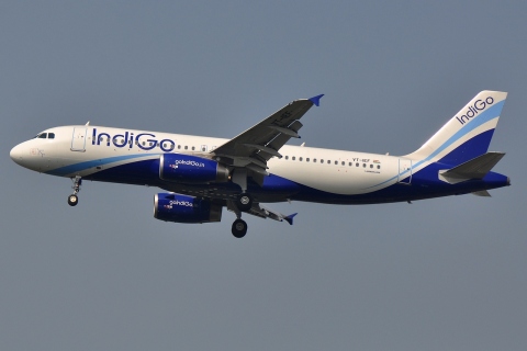 VT-IEF - A320-232 - IndiGo - BKK - 25-01-2012