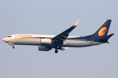 VT-JBQ - 737-85R(WL) - Jet Airways - BKK - 26-01-2012