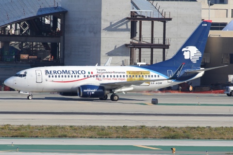 XA-AGM - 737-752(WL) - Aeromexico - LAX - 10-03-2012