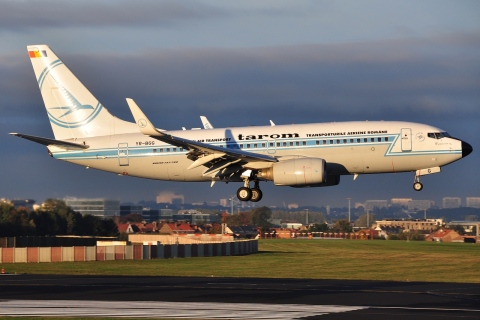 YR-BGG - 737-78J(WL) - Tarom - BRU - 27-10-2012