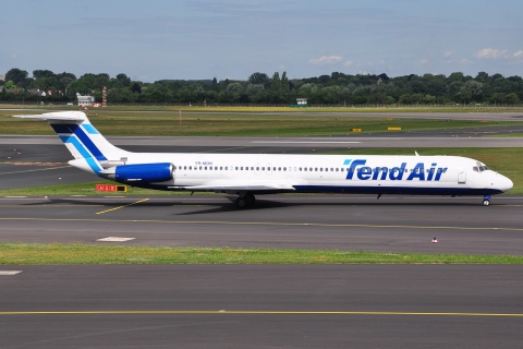 YR-MDK - MD-82 - Tend Air - DUS - 07-07-2012