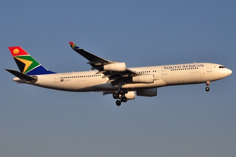 ZS-SLF - A340-211 - South African Airways - JNB - 31-05-2012