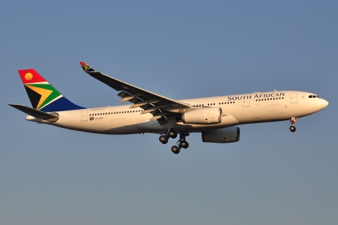 ZS-SXW - A330-243 - South African Airways - JNB - 31-05-2012
