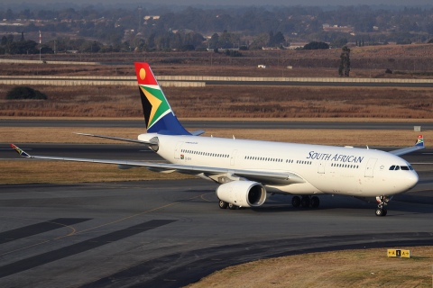 ZS-SXW - A330-243 - South African Airways - JNB - 31-05-2012b