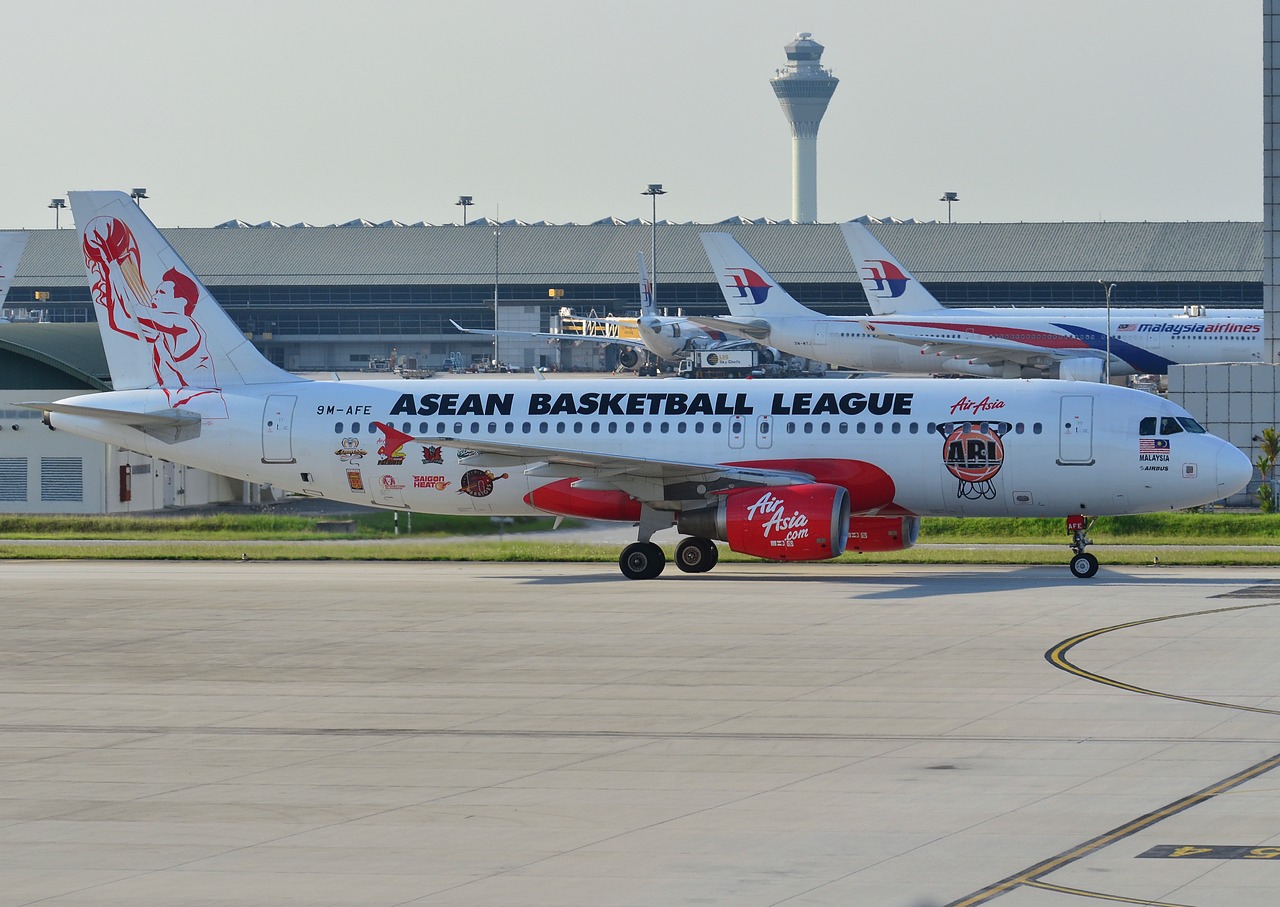 9M-AFE - A320-214 - AirAsia - KUL - 26-01-2013