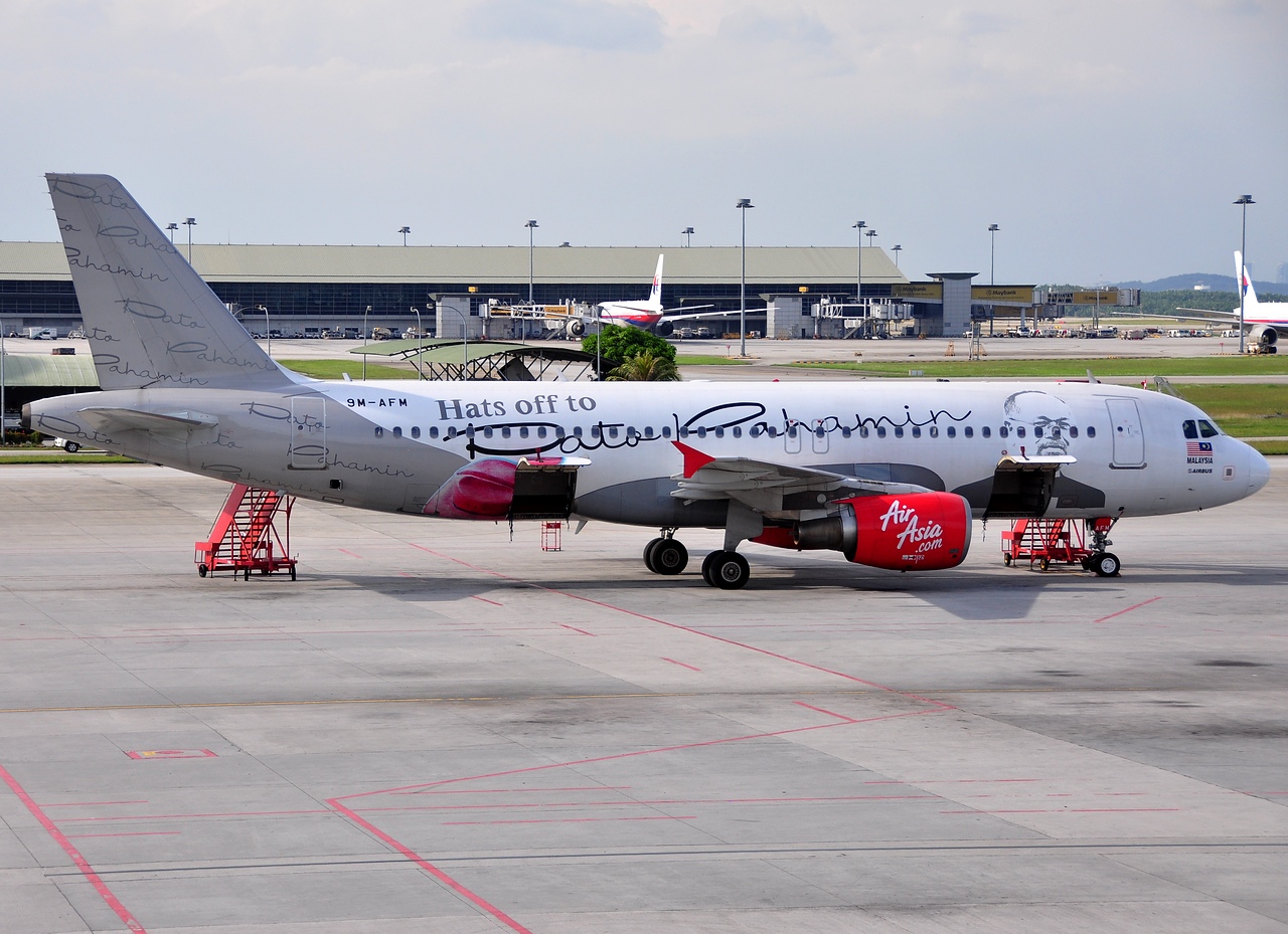 9M-AFM - A320-216 - AirAsia - KUL - 26-01-2013