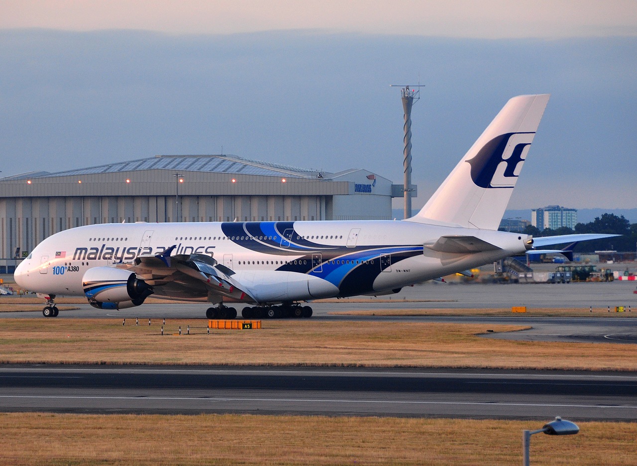 9M-MNF - A380-841 - Malaysia Airlines - LHR - 12-07-2013