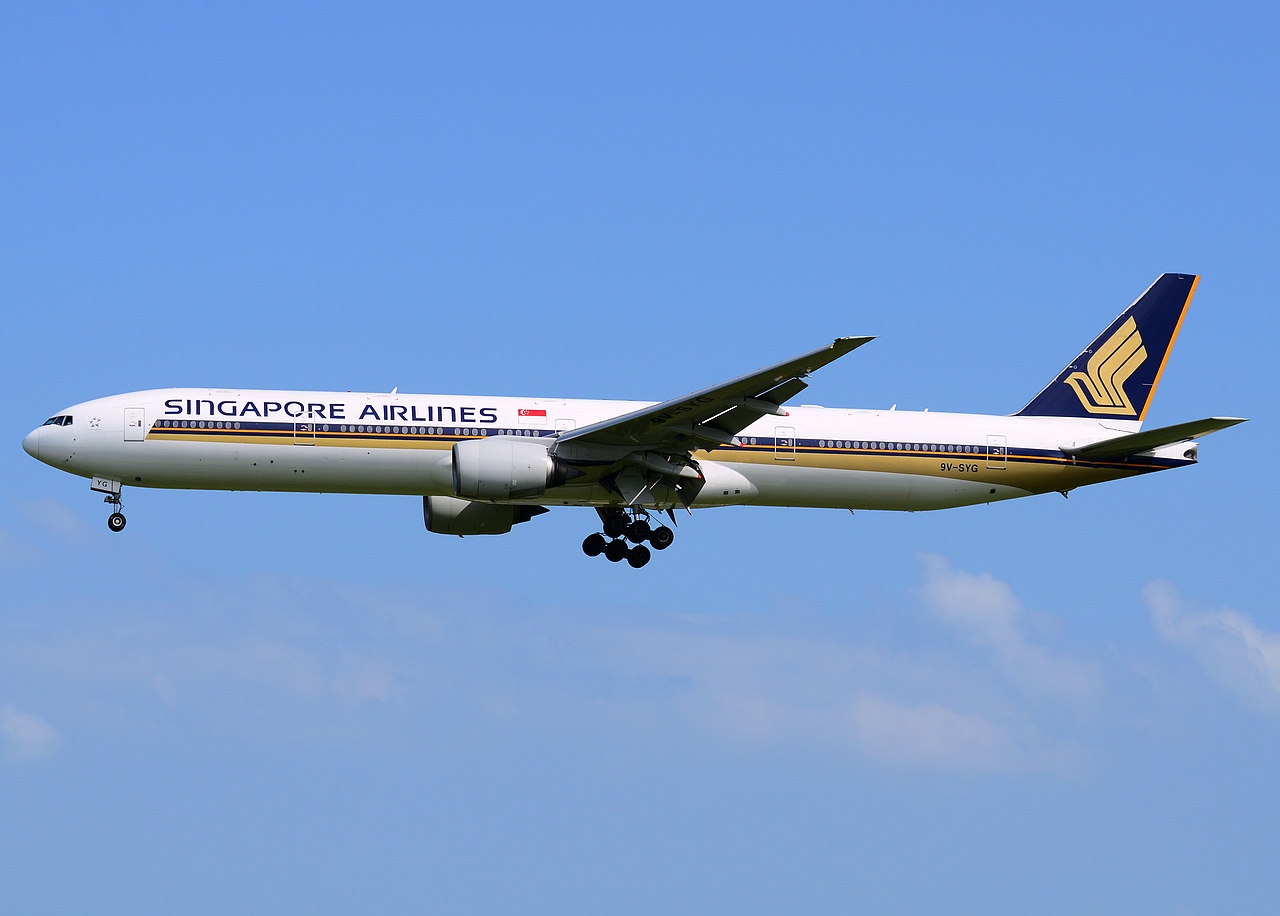 9V-SYG - 777-312 - Singapore Airlines - SIN - 27-01-2013