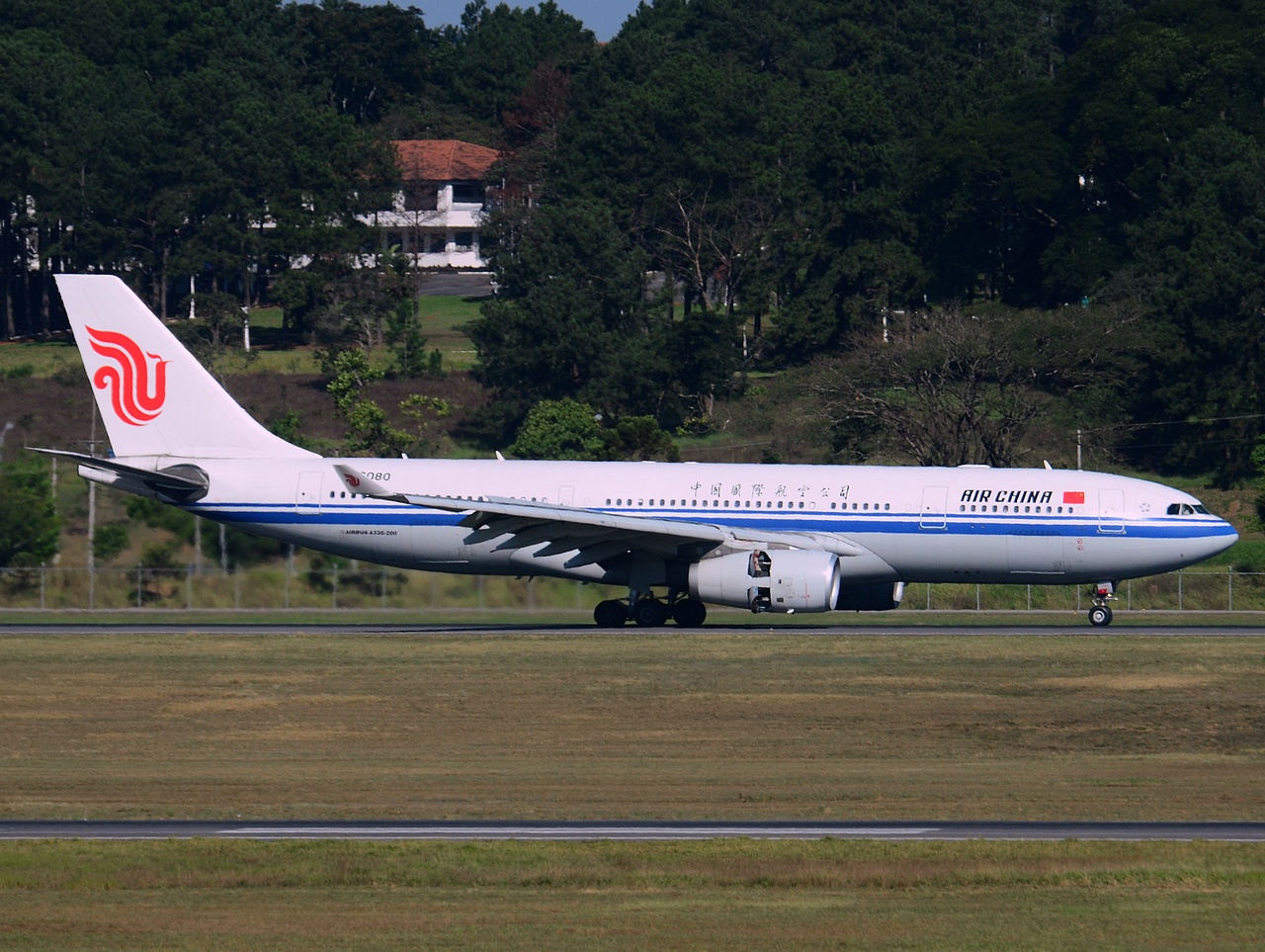 B-6080 - A330-243 - Air China - GRU - 06-06-2013