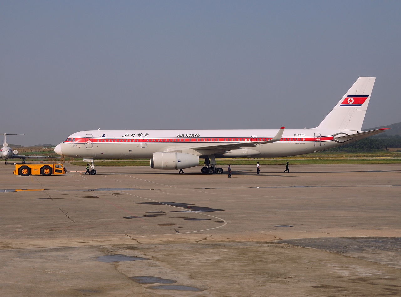 B-633 - TU204-100 - Air Koryo - FNJ - 18-09-2013